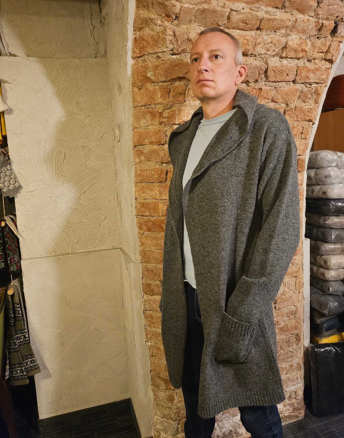 Vīriešu adīts mētelis “Gustavs”